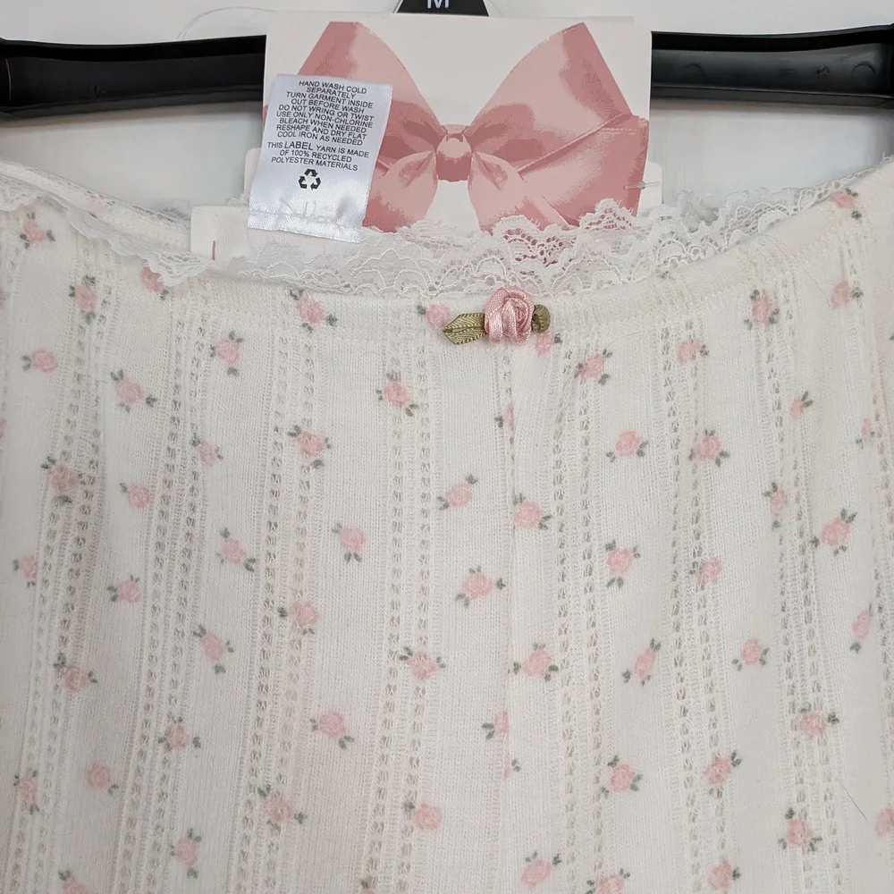 Pink Rose Floral Two-Piece Set with Scrunchie NWT - Picture 6 of 11